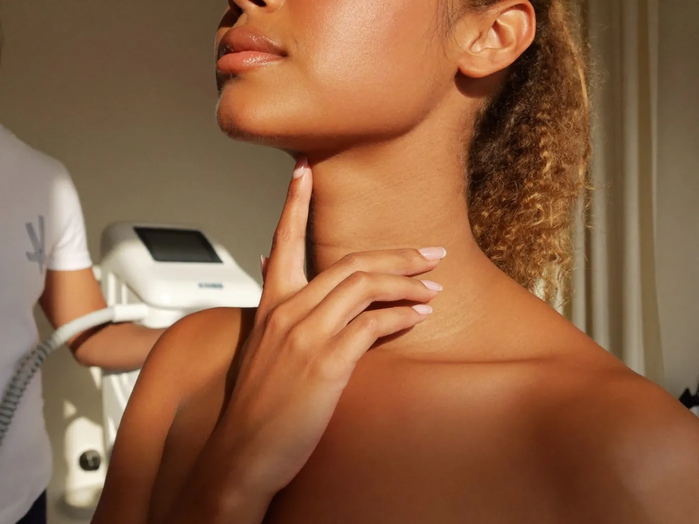 An RF microneedling treatment at Beleza Clinic